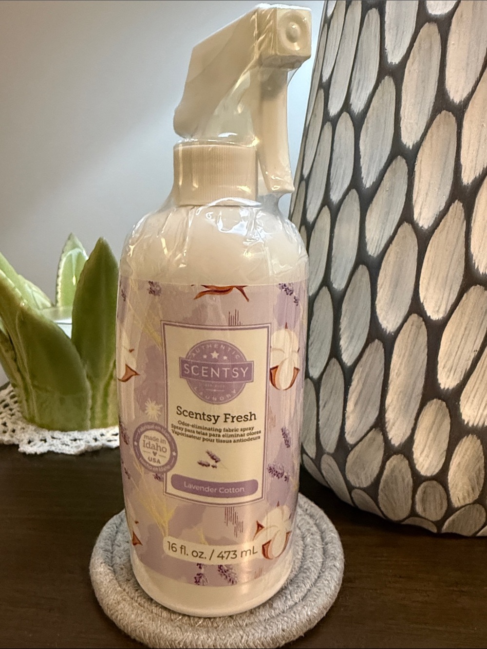 Scentsy Lavender Cotton Fresh Spray - White/Lavender